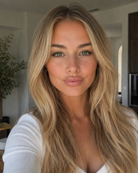 Hannah N.